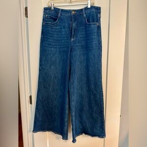 Maeve Dark Blue Wide-Leg High-Rise Jeans. Frayed hems. EUC. Size 33(Sz 14-16)